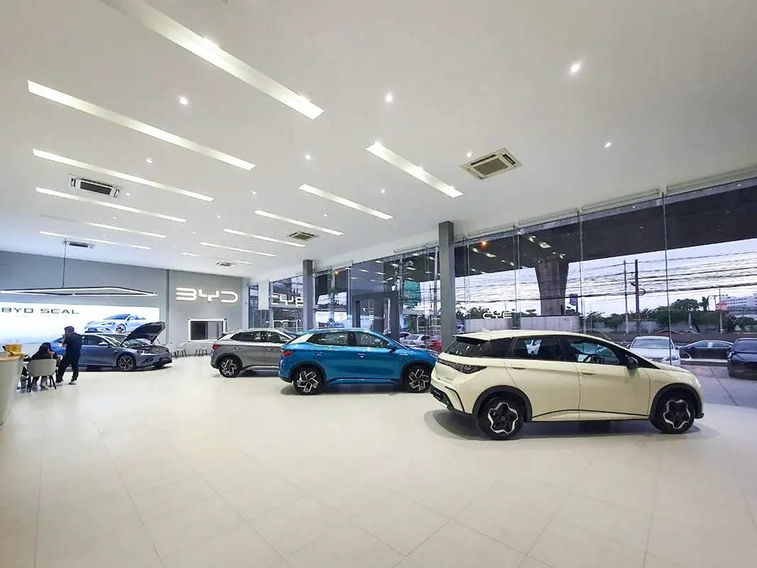 Byd showroom bangna 04