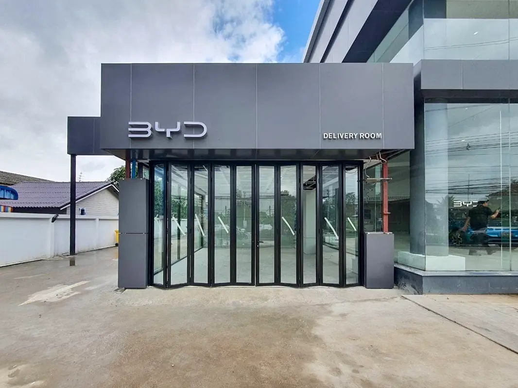 Byd showroom pathum thani 10